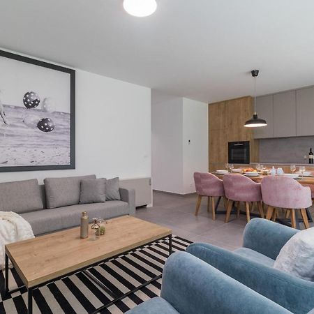 Luxury Apartments Magali 2 Rovinj Bagian luar foto