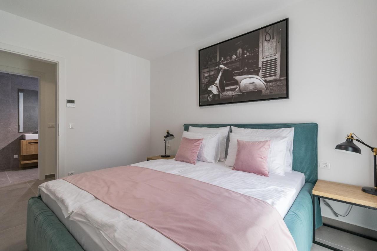 Luxury Apartments Magali 2 Rovinj Bagian luar foto